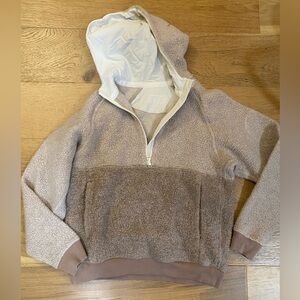 Outdoor Voices Cozy Two-tone Cream Sherpa Jacket Hoodie size S GUC